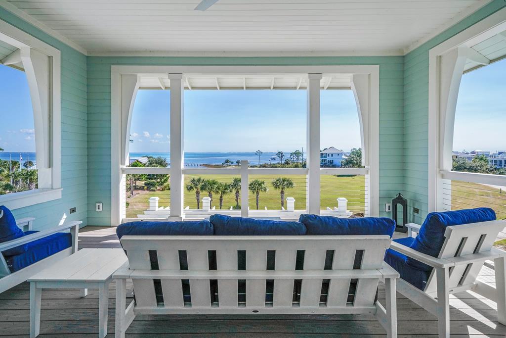 112 Echo Ln, Port St. Joe 32456