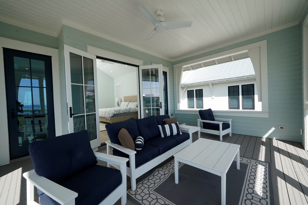 112 Echo Ln, Port St. Joe 32456