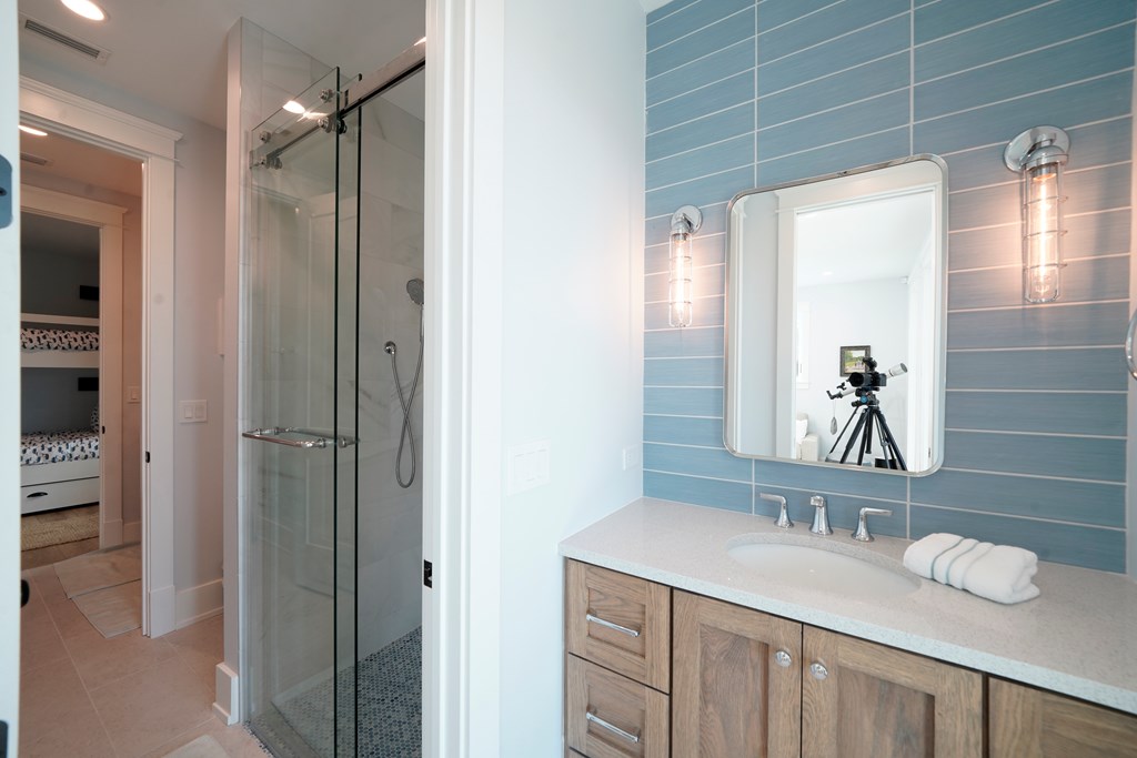 112 Echo Ln, Port St. Joe 32456