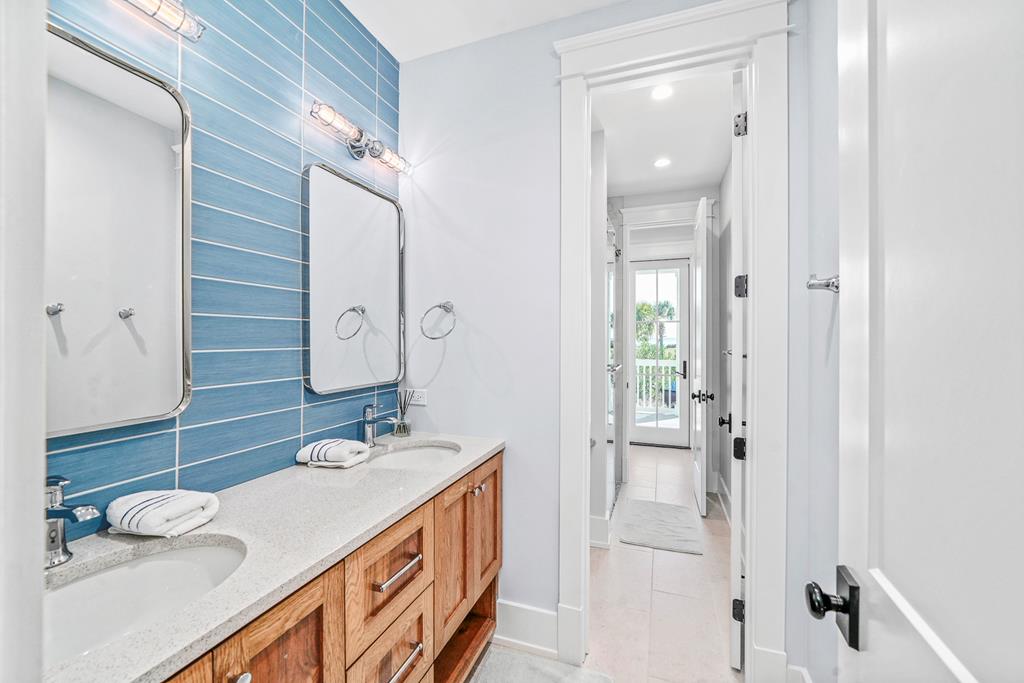 112 Echo Ln, Port St. Joe 32456