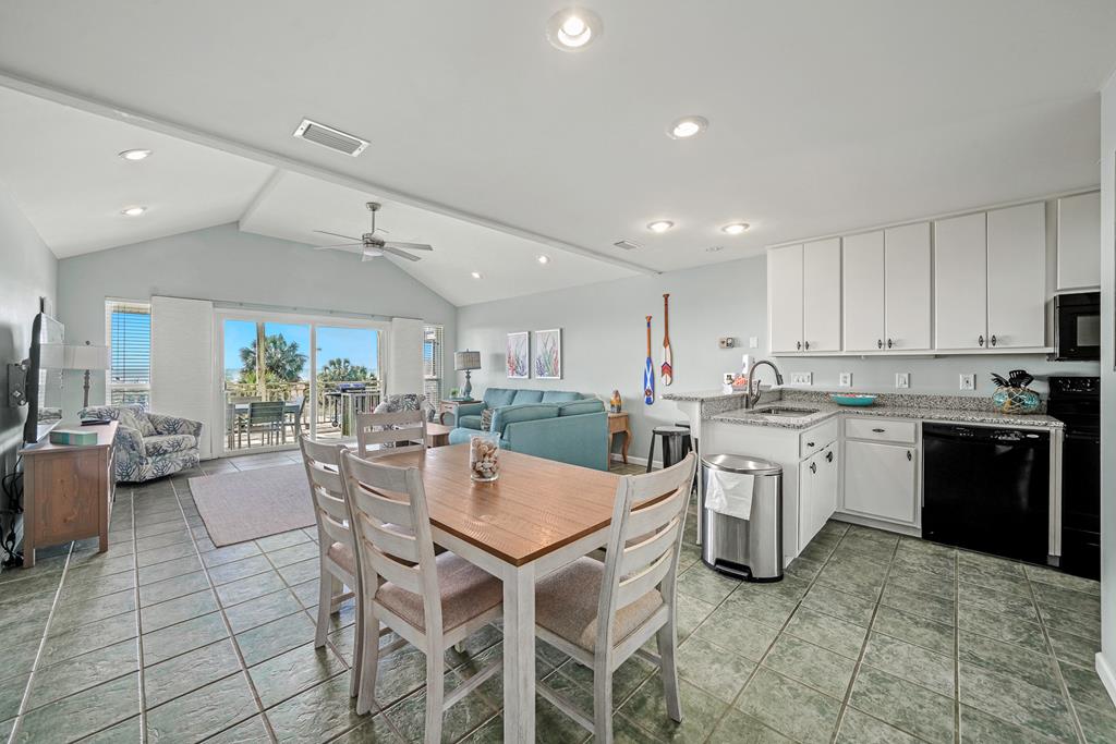 6134 Cr 30-a, Port St. Joe 32456