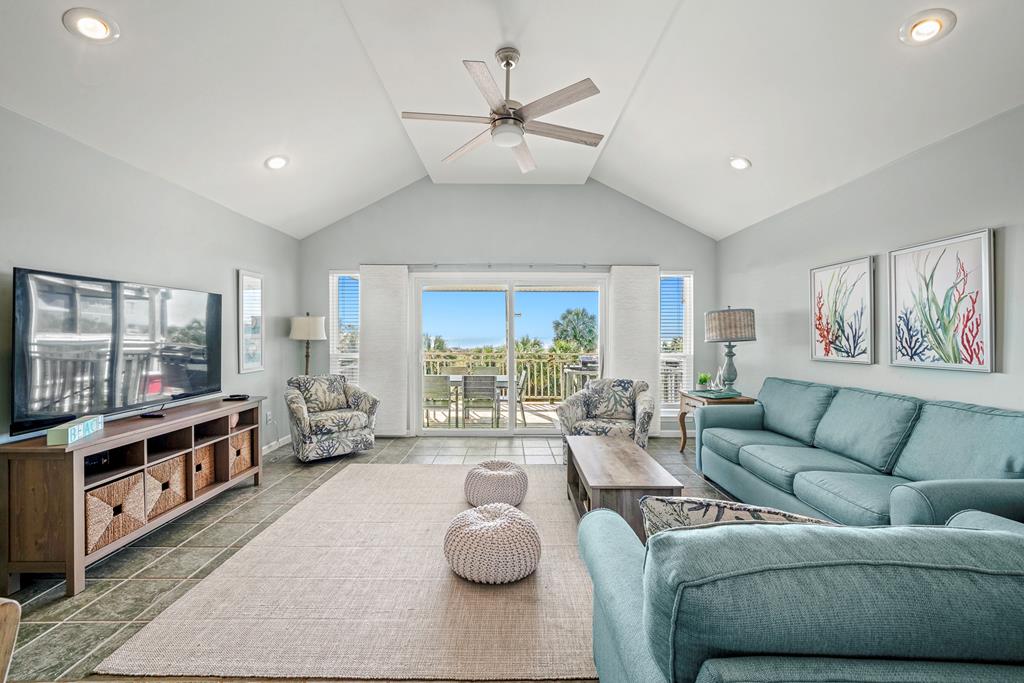 6134 Cr 30-a, Port St. Joe 32456