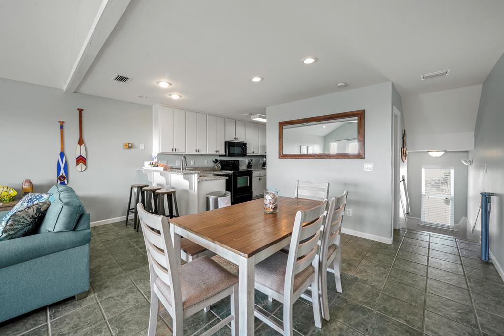 6134 Cr 30-a, Port St. Joe 32456