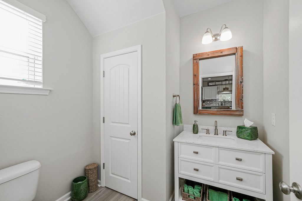 606 Tide Water Dr, Port St. Joe 32456