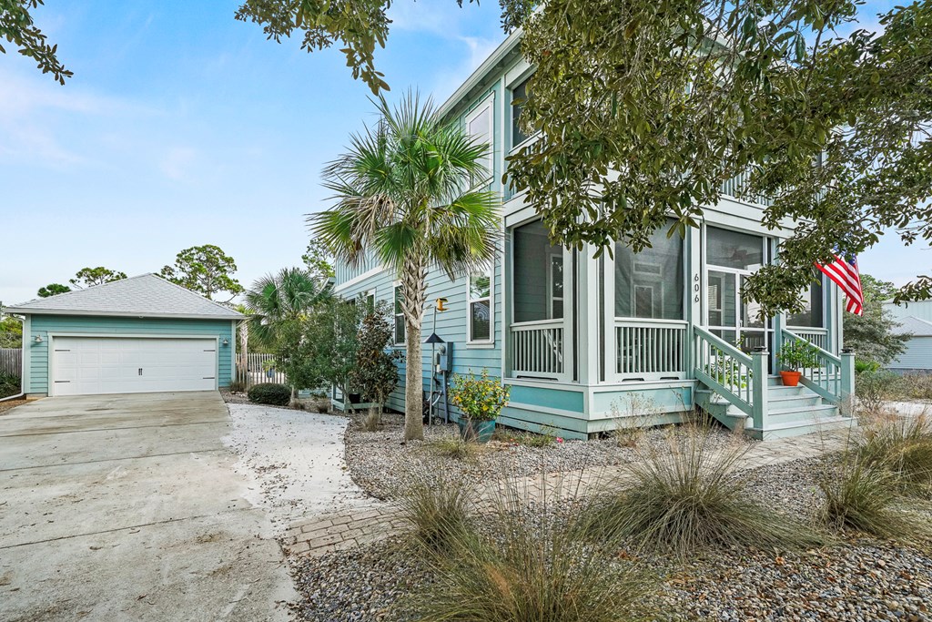 606 Tide Water Dr, Port St. Joe 32456