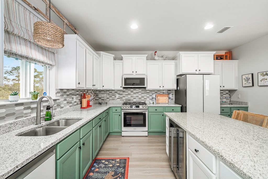 606 Tide Water Dr, Port St. Joe 32456