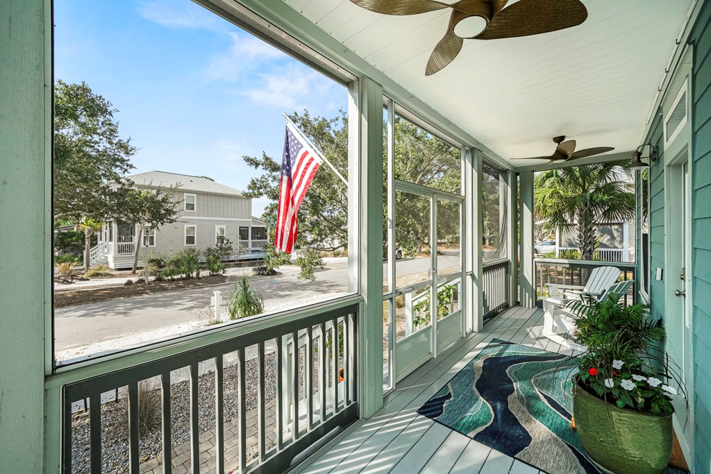 606 Tide Water Dr, Port St. Joe 32456