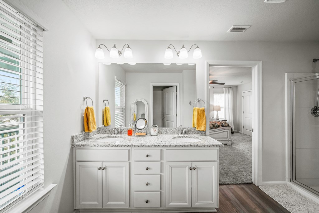 606 Tide Water Dr, Port St. Joe 32456