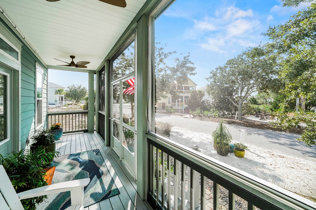 606 Tide Water Dr, Port St. Joe 32456