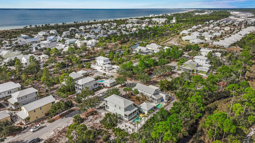 606 Tide Water Dr, Port St. Joe 32456