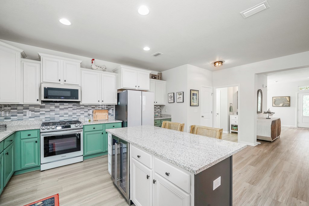 606 Tide Water Dr, Port St. Joe 32456