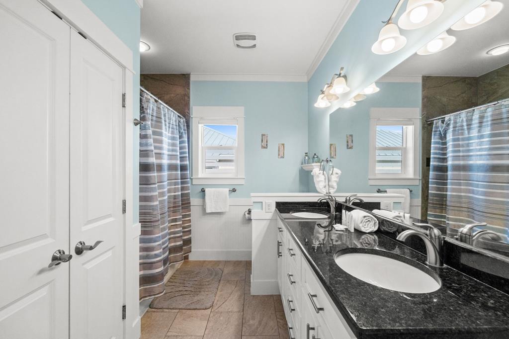 123 Sapodilla Ln, Port St. Joe 32456