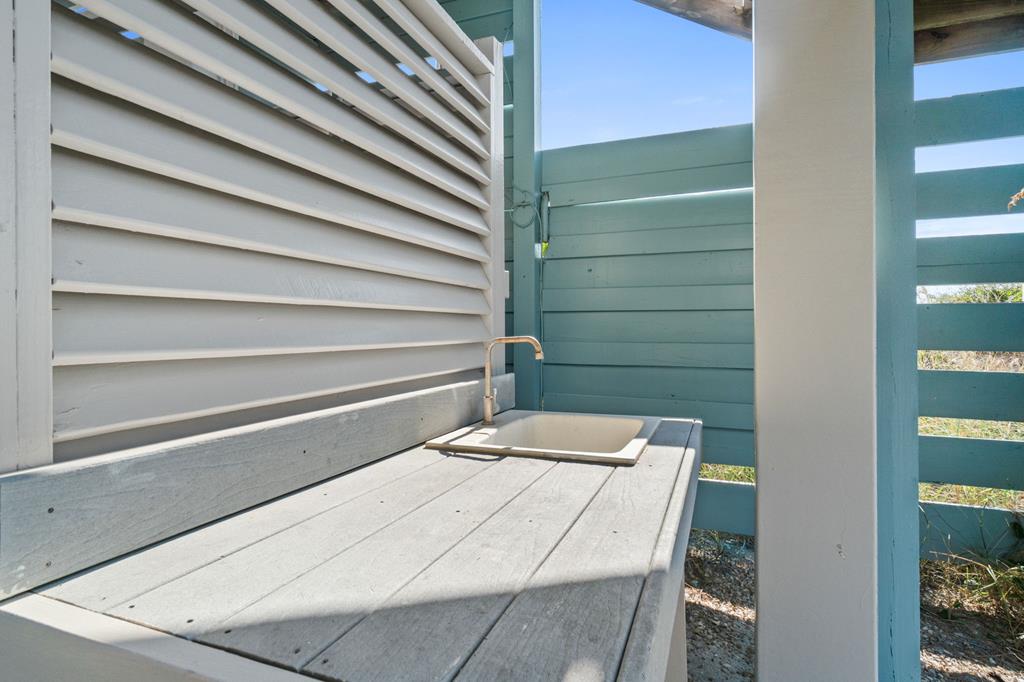 123 Sapodilla Ln, Port St. Joe 32456