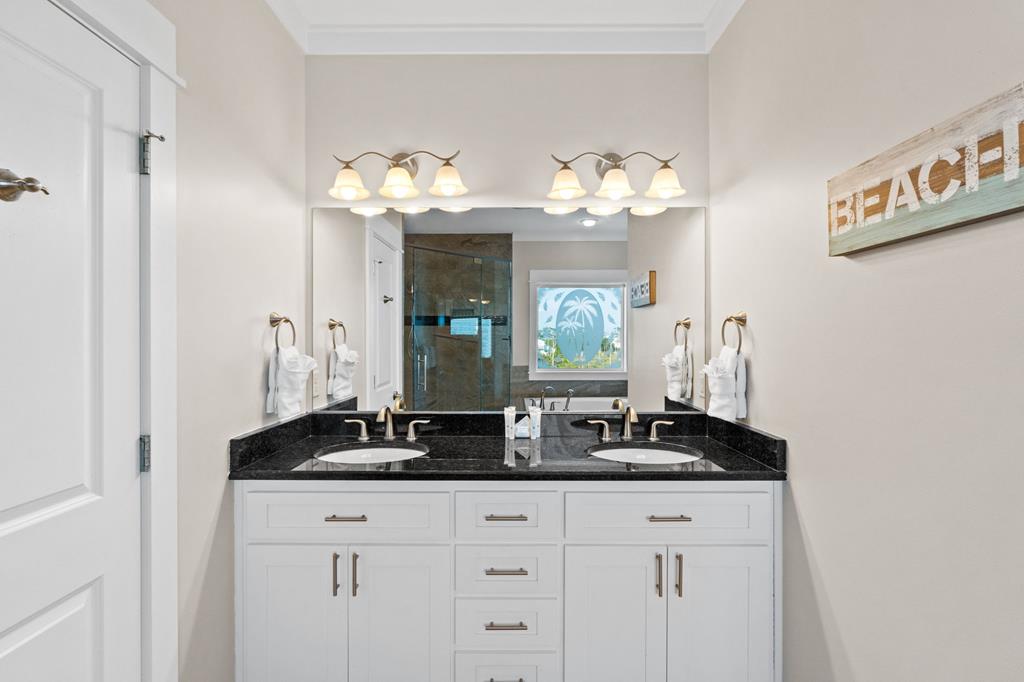 123 Sapodilla Ln, Port St. Joe 32456