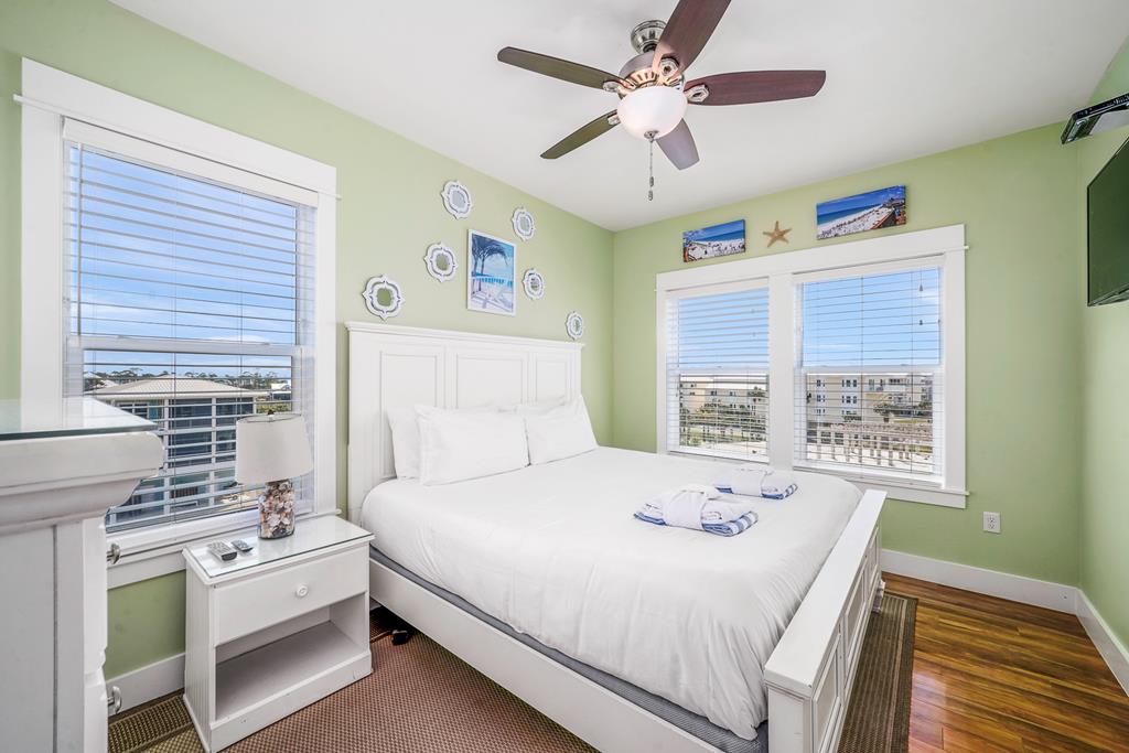 123 Sapodilla Ln, Port St. Joe 32456