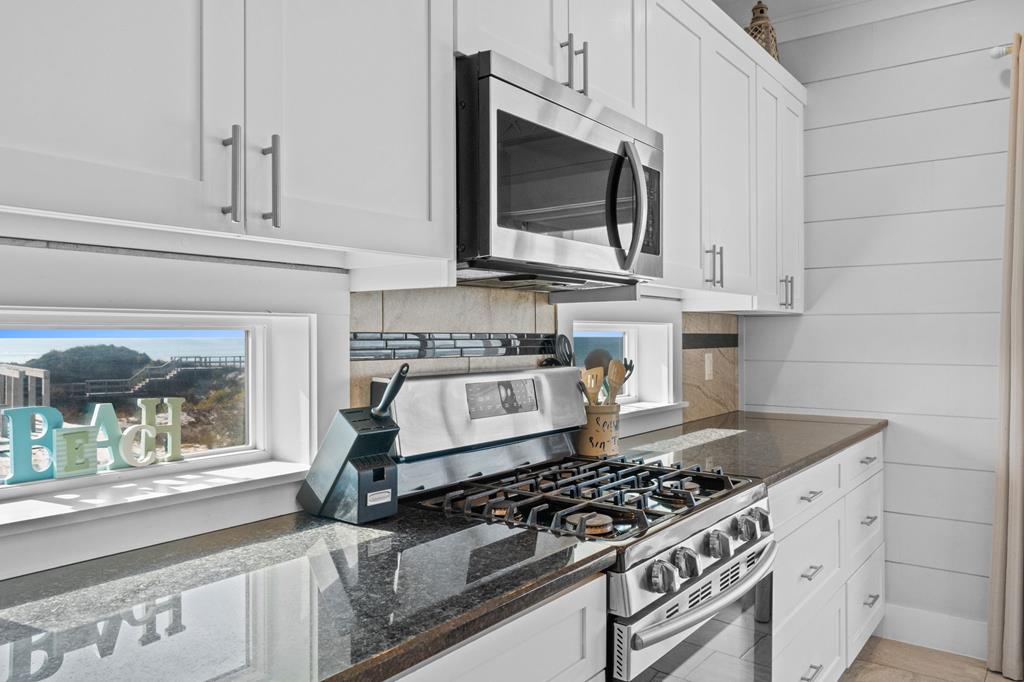 123 Sapodilla Ln, Port St. Joe 32456