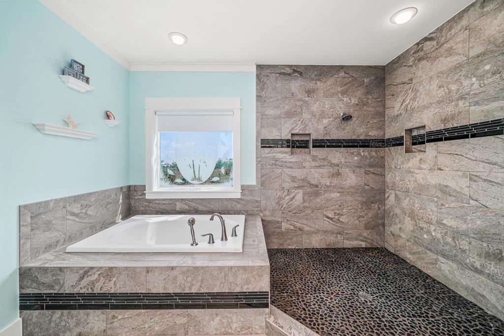 123 Sapodilla Ln, Port St. Joe 32456