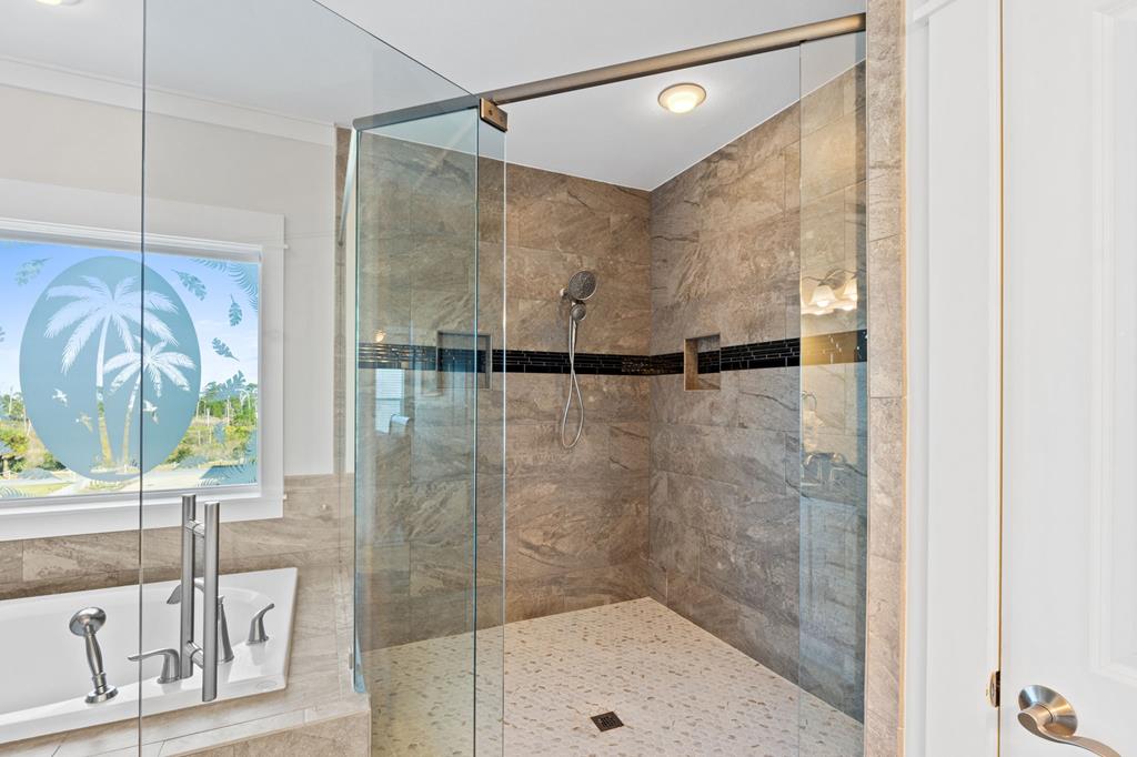 123 Sapodilla Ln, Port St. Joe 32456