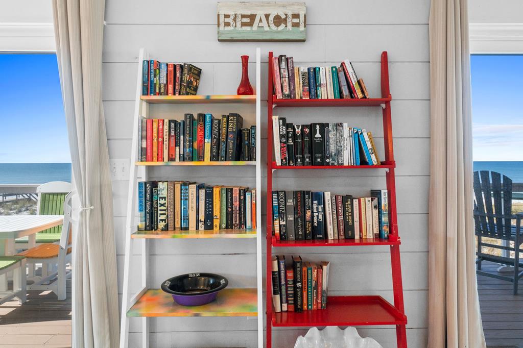 123 Sapodilla Ln, Port St. Joe 32456