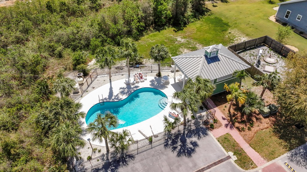 211 Kendra Davis Blvd, 32456