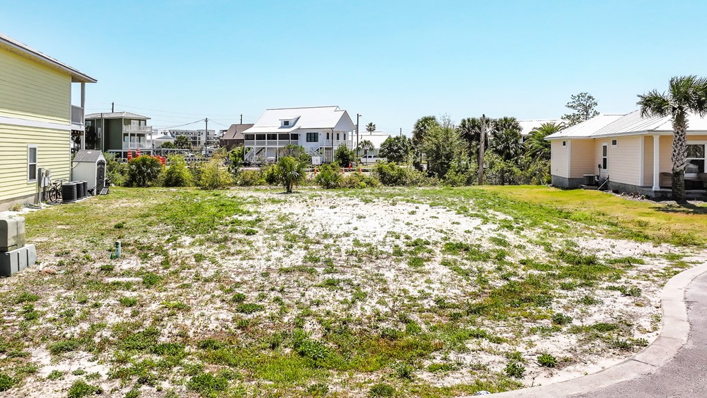 211 Kendra Davis Blvd, 32456