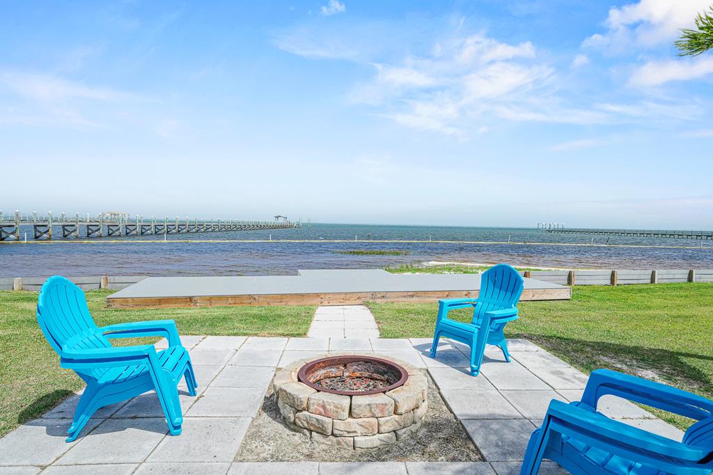 7124 Leeward St, Port St. Joe 32456