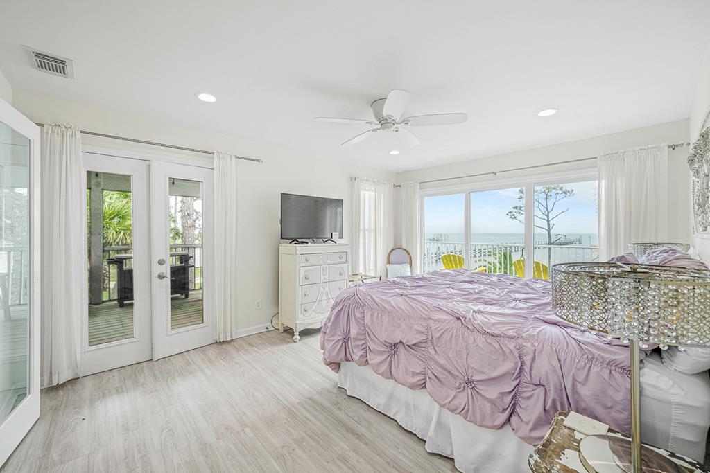 7124 Leeward St, Port St. Joe 32456