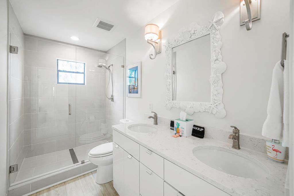 7124 Leeward St, Port St. Joe 32456