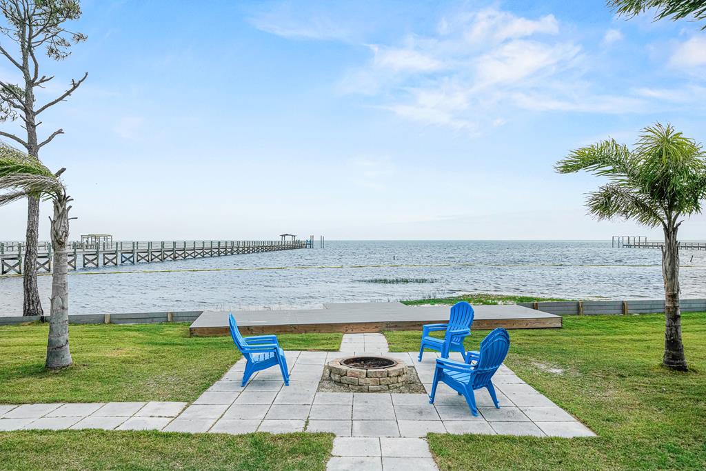 7124 Leeward St, Port St. Joe 32456