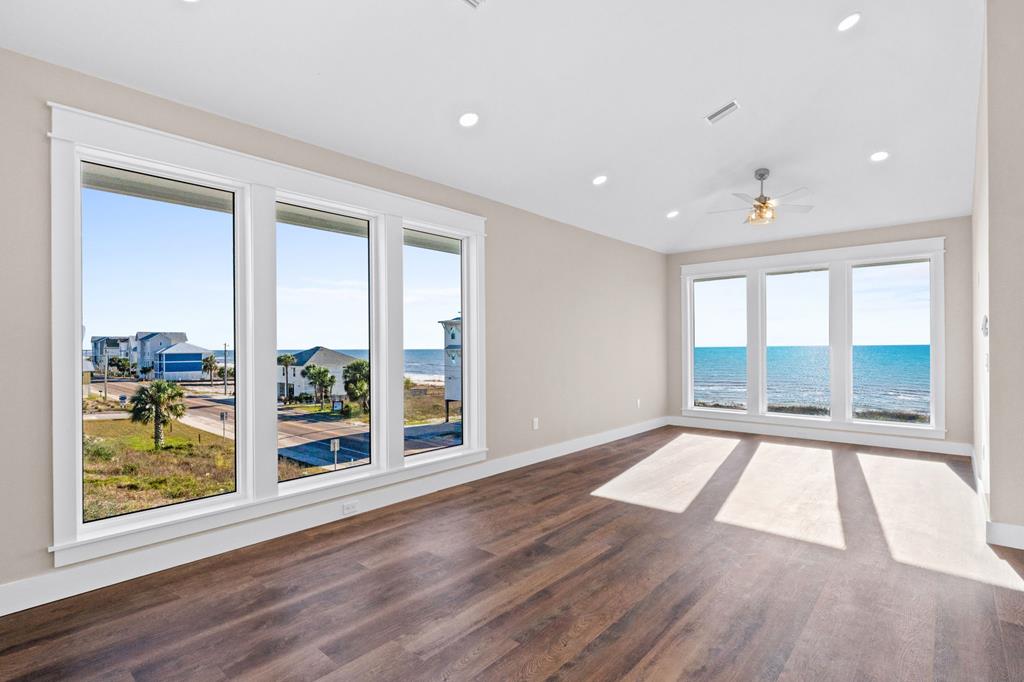 9106 Hwy 98 W, Port St. Joe 32456