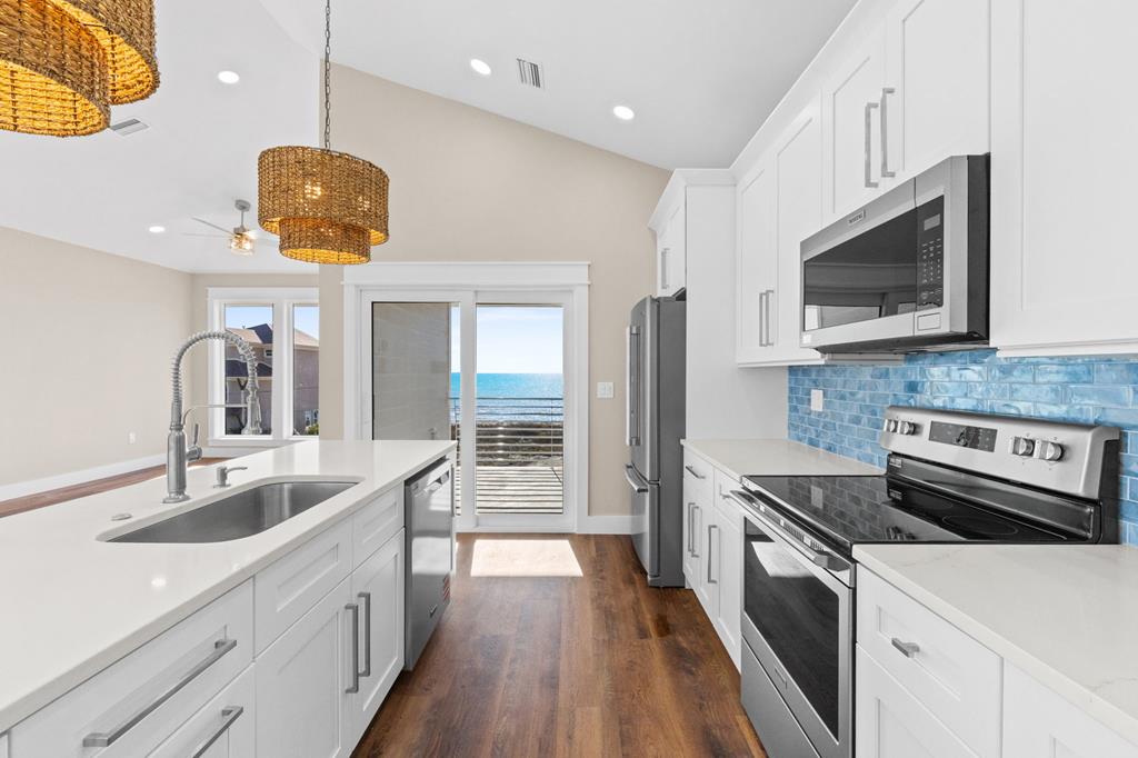 9106 Hwy 98 W, Port St. Joe 32456