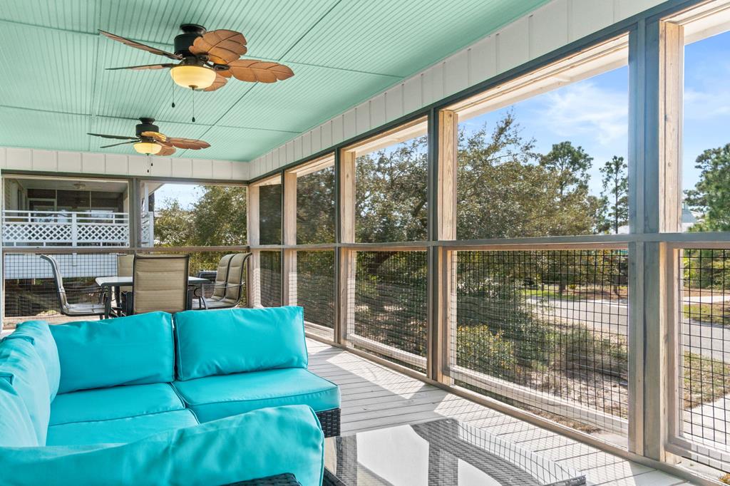 128 Boardwalk Ave, Port St. Joe 32456