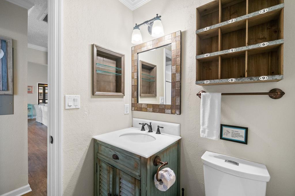 128 Boardwalk Ave, Port St. Joe 32456