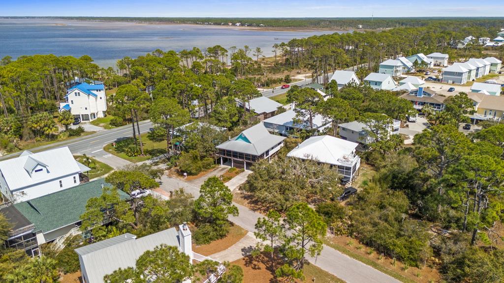128 Boardwalk Ave, Port St. Joe 32456