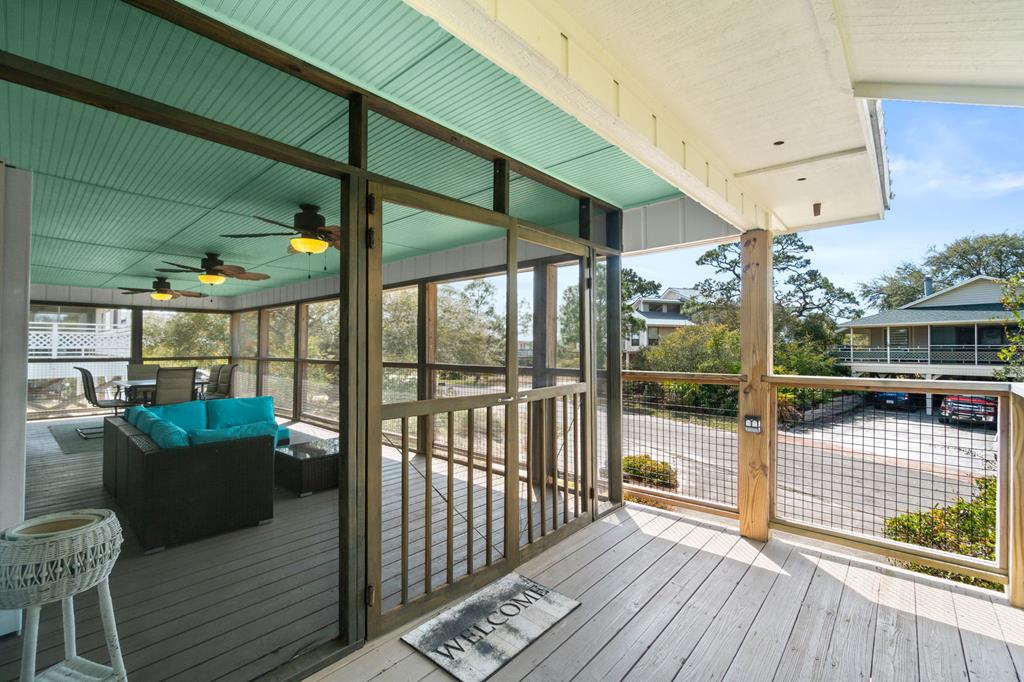 128 Boardwalk Ave, Port St. Joe 32456