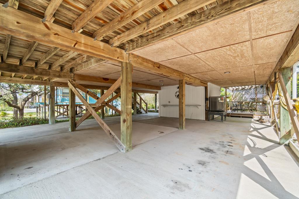 128 Boardwalk Ave, Port St. Joe 32456