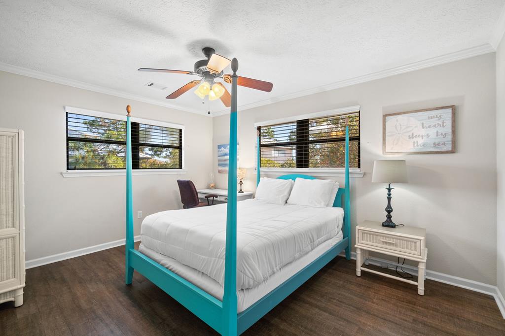 128 Boardwalk Ave, Port St. Joe 32456