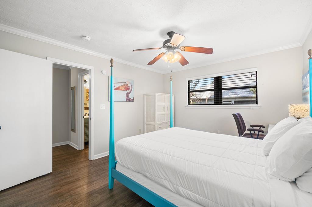 128 Boardwalk Ave, Port St. Joe 32456