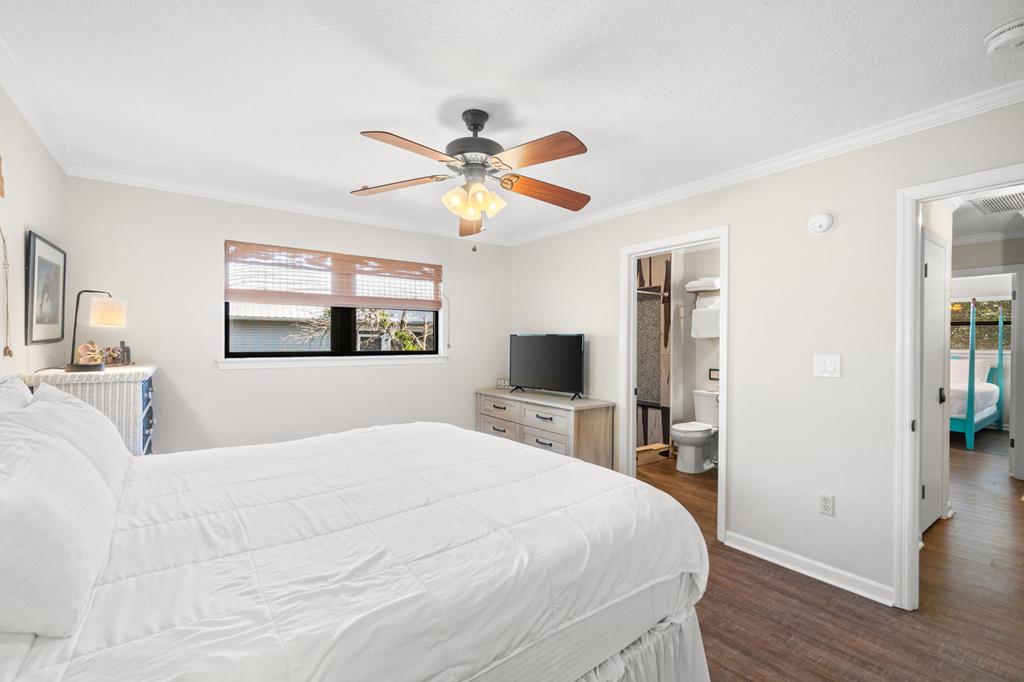 128 Boardwalk Ave, Port St. Joe 32456