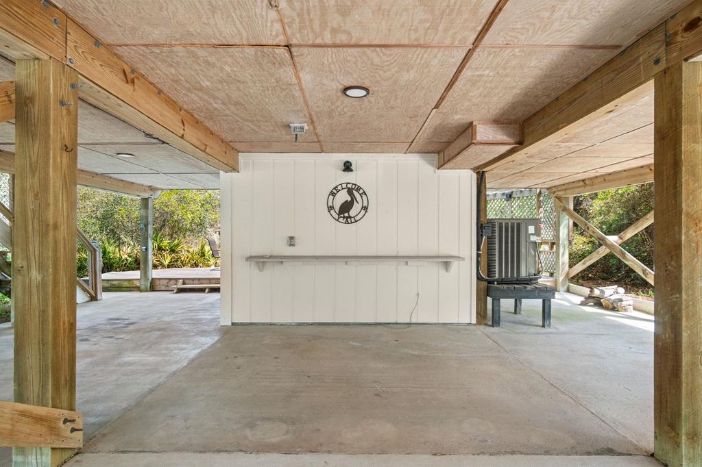 128 Boardwalk Ave, Port St. Joe 32456