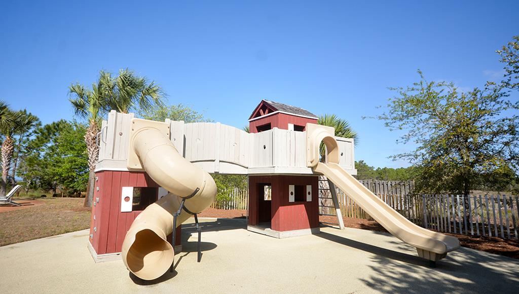 960 Backwater Rd, Port St. Joe 32456