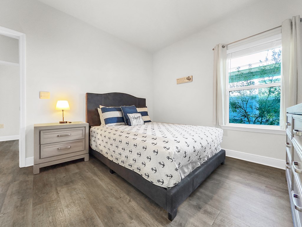 960 Backwater Rd, Port St. Joe 32456