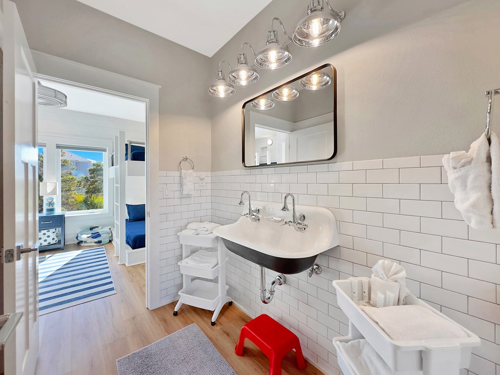 134 Monarch Beach Dr, 32456