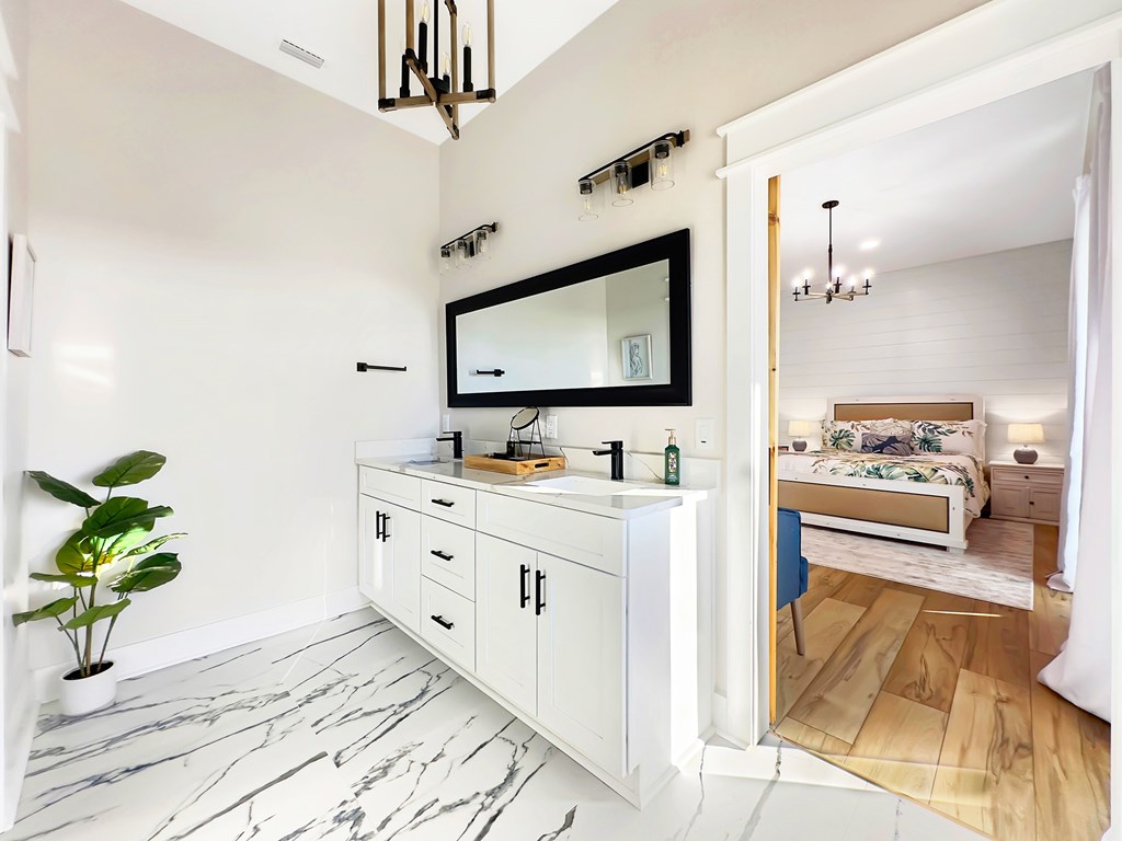 185 Swirly Sun Dr, 32456