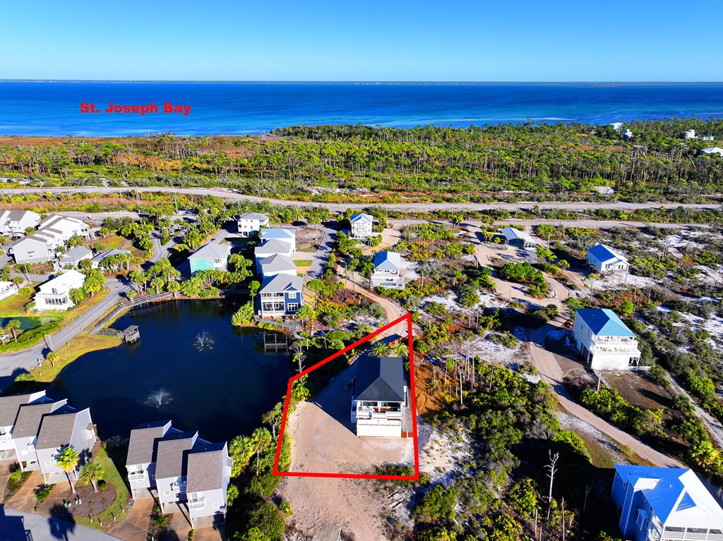 185 Swirly Sun Dr, 32456