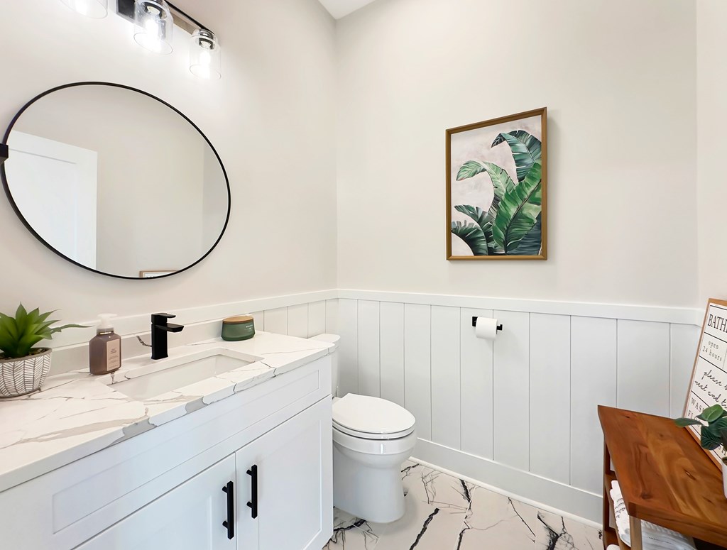 185 Swirly Sun Dr, 32456