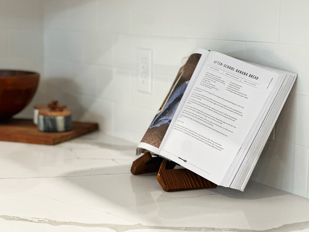 185 Swirly Sun Dr, 32456