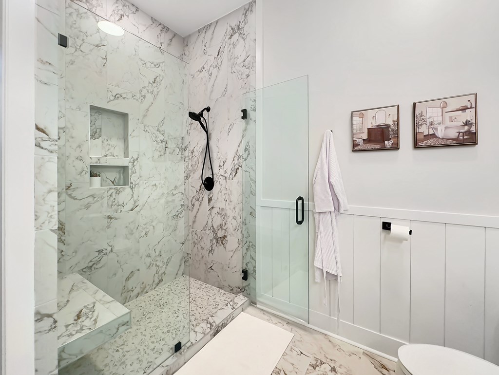 185 Swirly Sun Dr, 32456