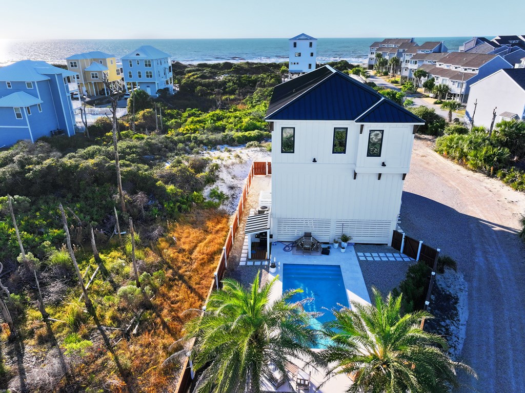 185 Swirly Sun Dr, 32456