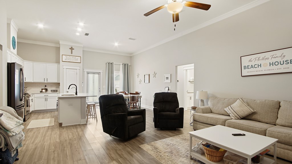 102 St Charles St, 32456